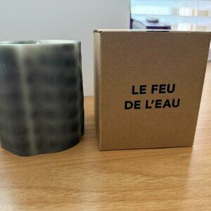 LE FEU DE L'EAU Gris Candle - Clove Musk, Sandalwood 15oz/368g - All Wax Vessel